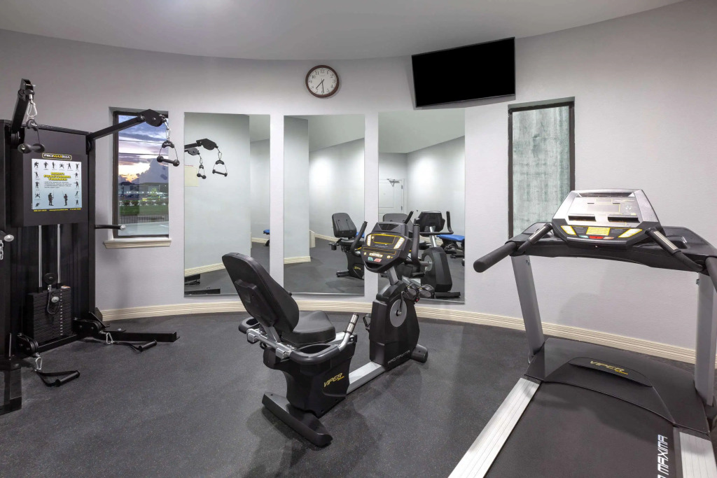 Baymont by Wyndham Houston Hobby Airport