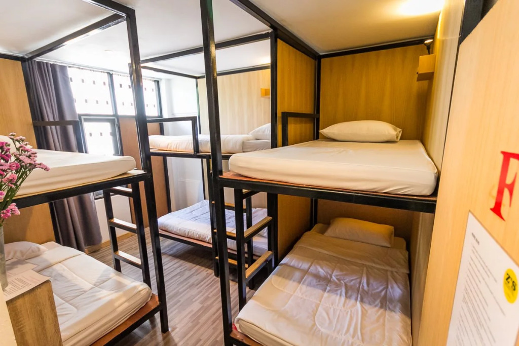 Z's Hostel at Tha Phae Gate
