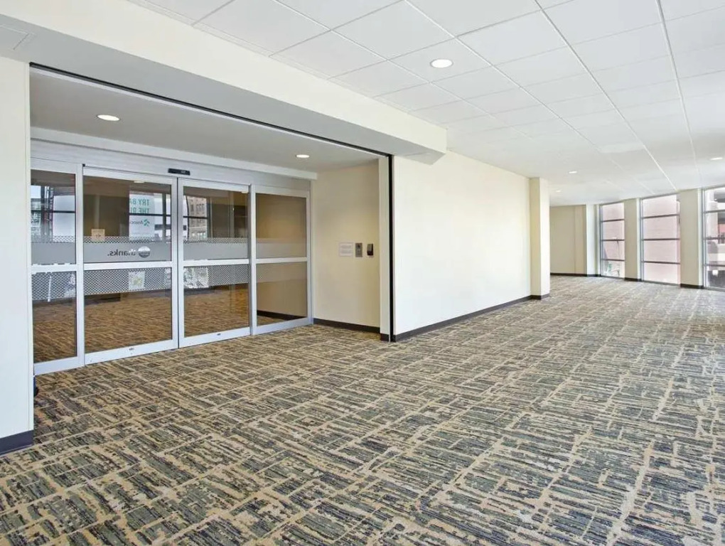 Hampton Inn & Suites - Minneapolis/Downtown