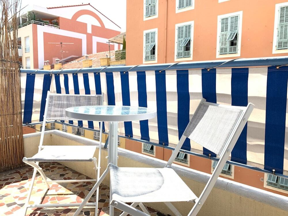 Apart Hotel Riviera - Old Port - Place du Pin