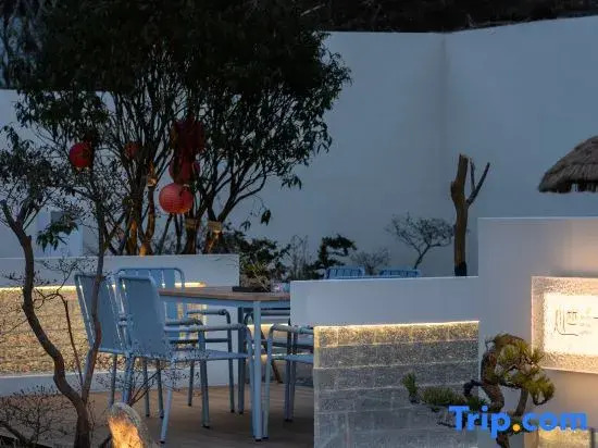 Xinzhu Shiercheng Homestay (Jiuhua Mountain Roushen Baodian)