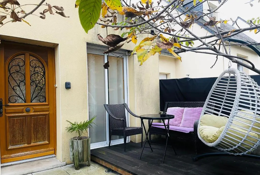 Studio dans lotissement calme, proche du centre