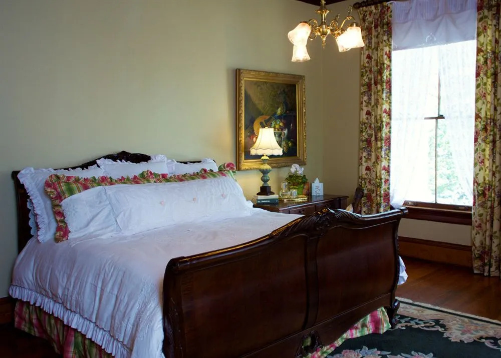 Rosemary Inn Bed & Breakfast