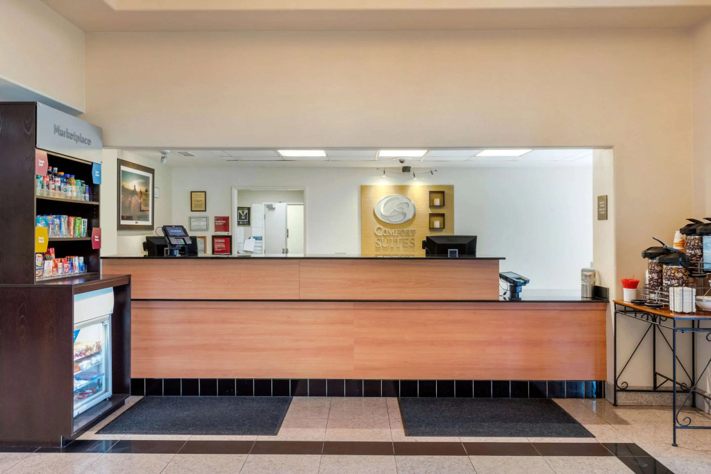 Comfort Suites Victorville-Hesperia