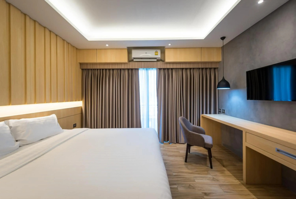 Nadee 10 Resort & Hotel