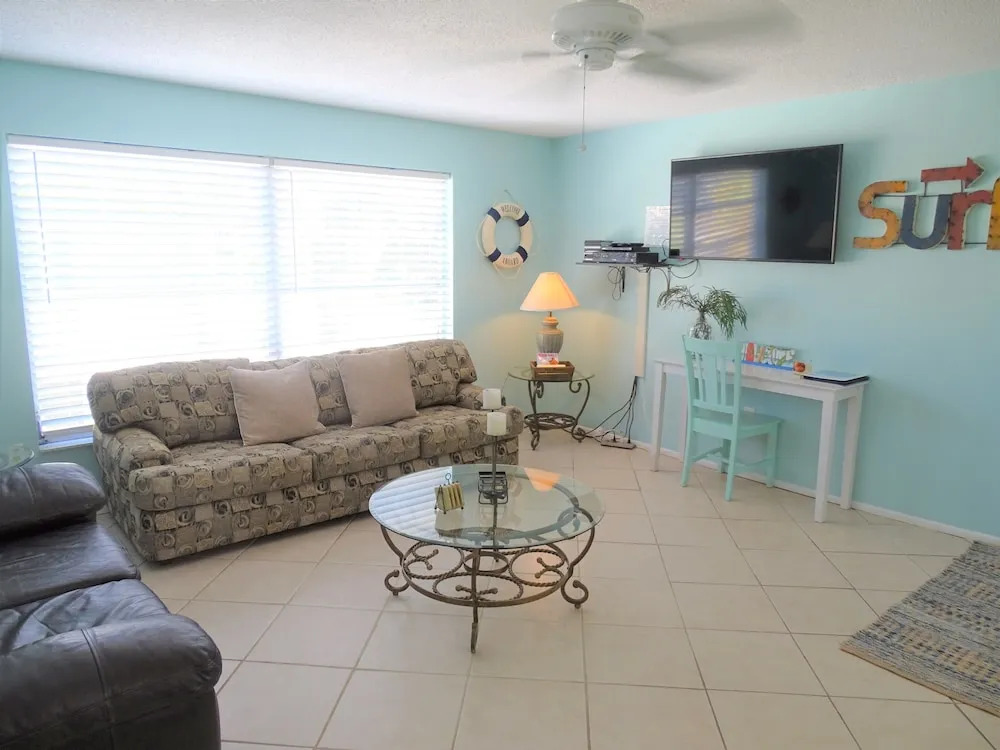 315 Canal #313 4 Bedrooms 4 Bathrooms Duplex