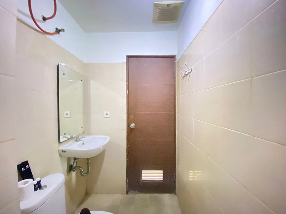 Bright & Stylish 2BR Hook Apartment At Sudirman Suites Bandung