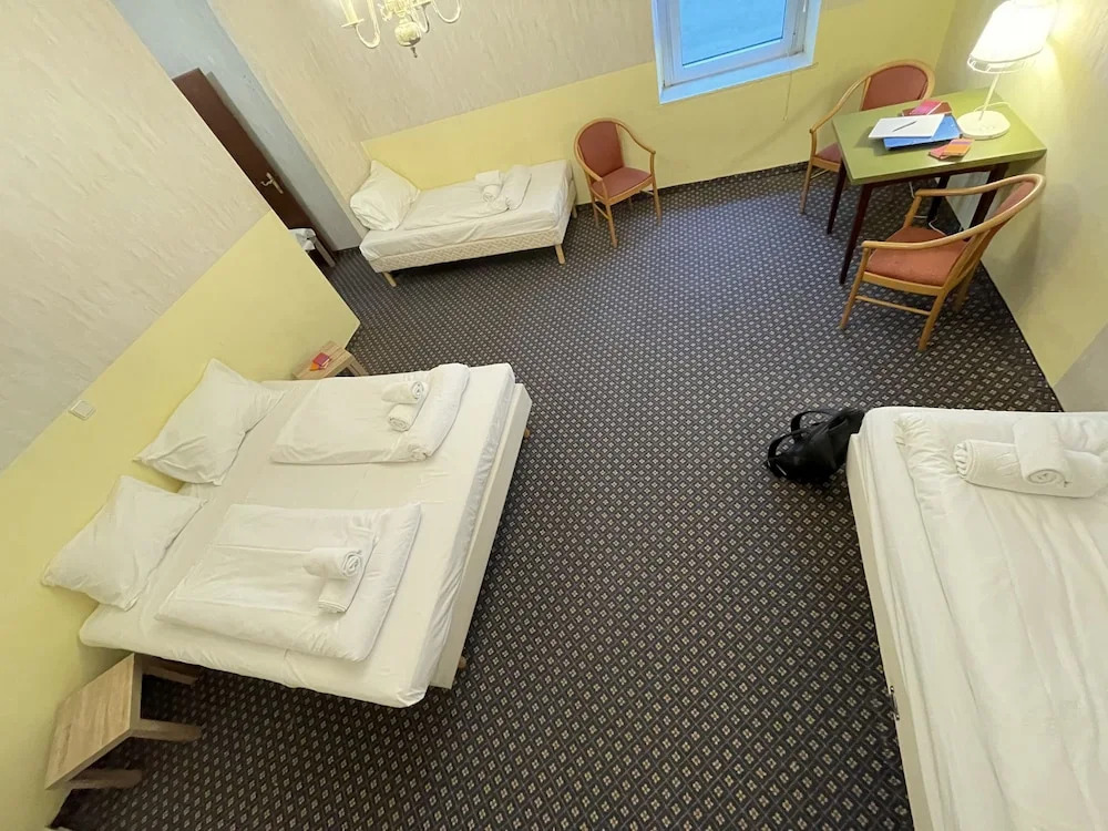 Hotel Tabor Rooms