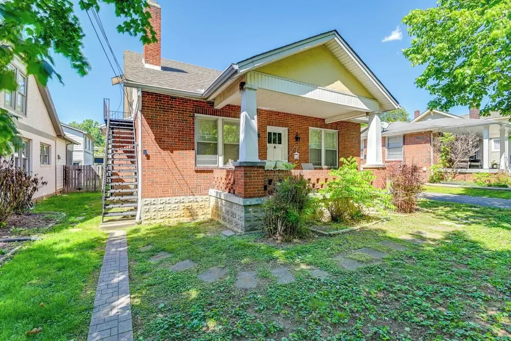 Convenient Nashville Home ~ 3 Mi to Downtown!