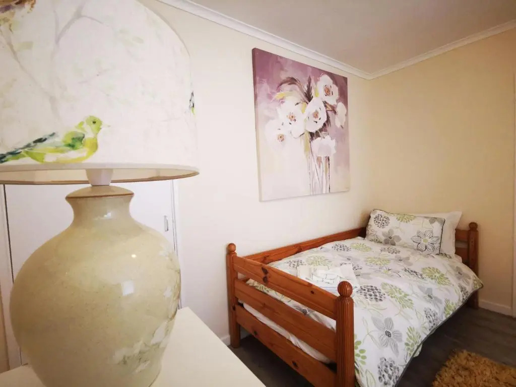 Sea View 3 bedroom seaside property