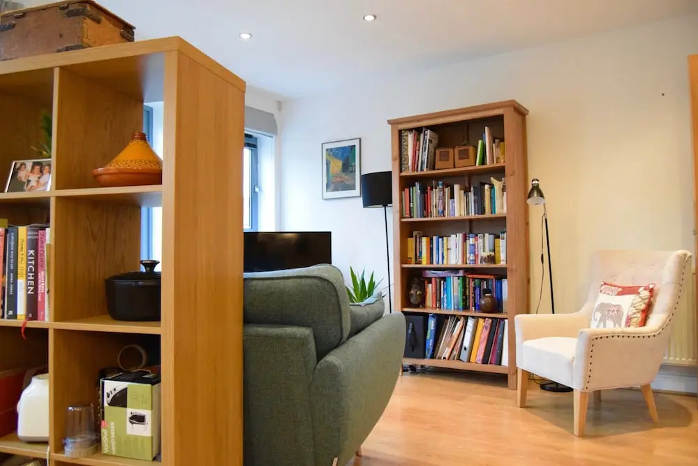 Modern 1 Bedroom Battersea Flat
