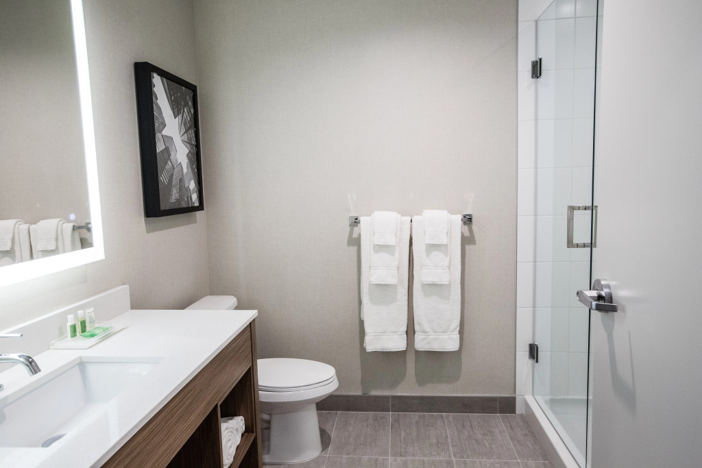 Holiday Inn Hotel & Suites Calgary South - Conference Ctr by IHG