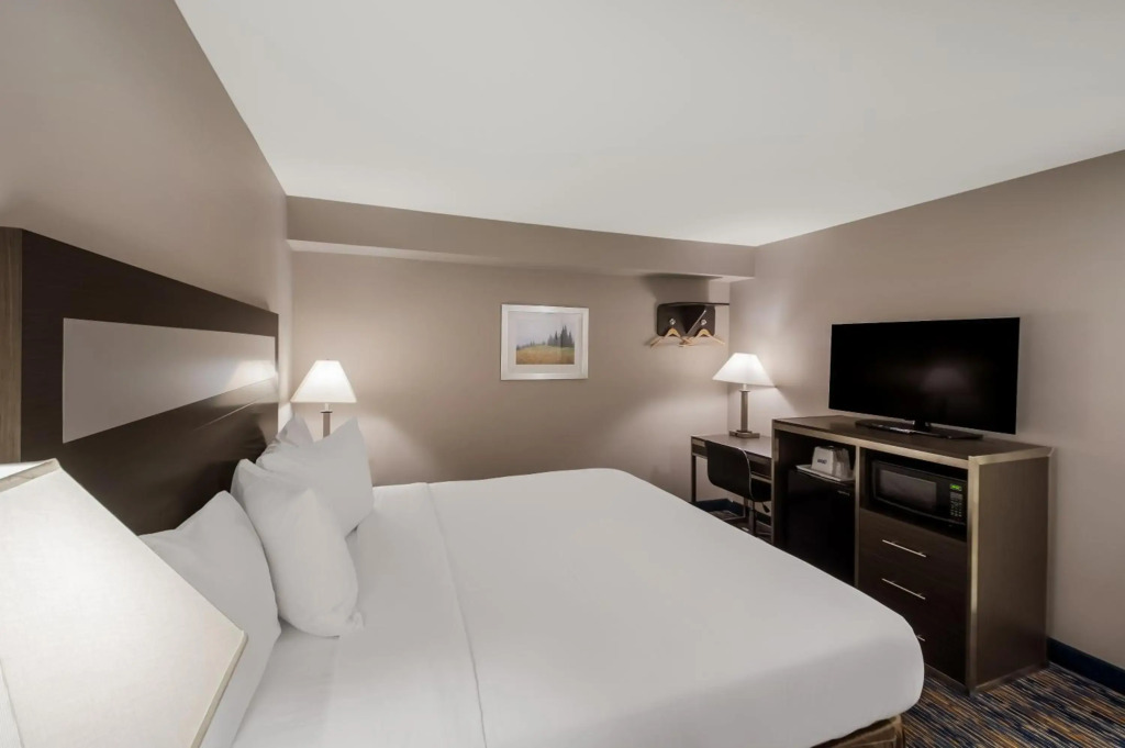Americas Best Value Inn Farmington