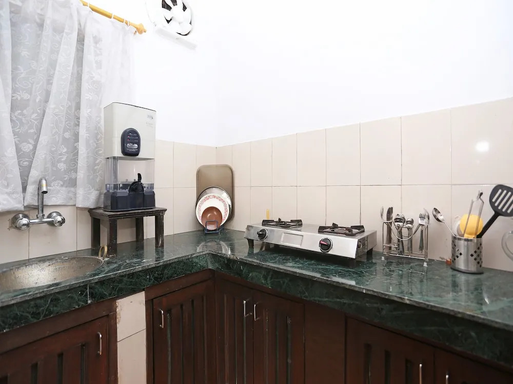OYO 10312 Home Spacious Studio Bhowali
