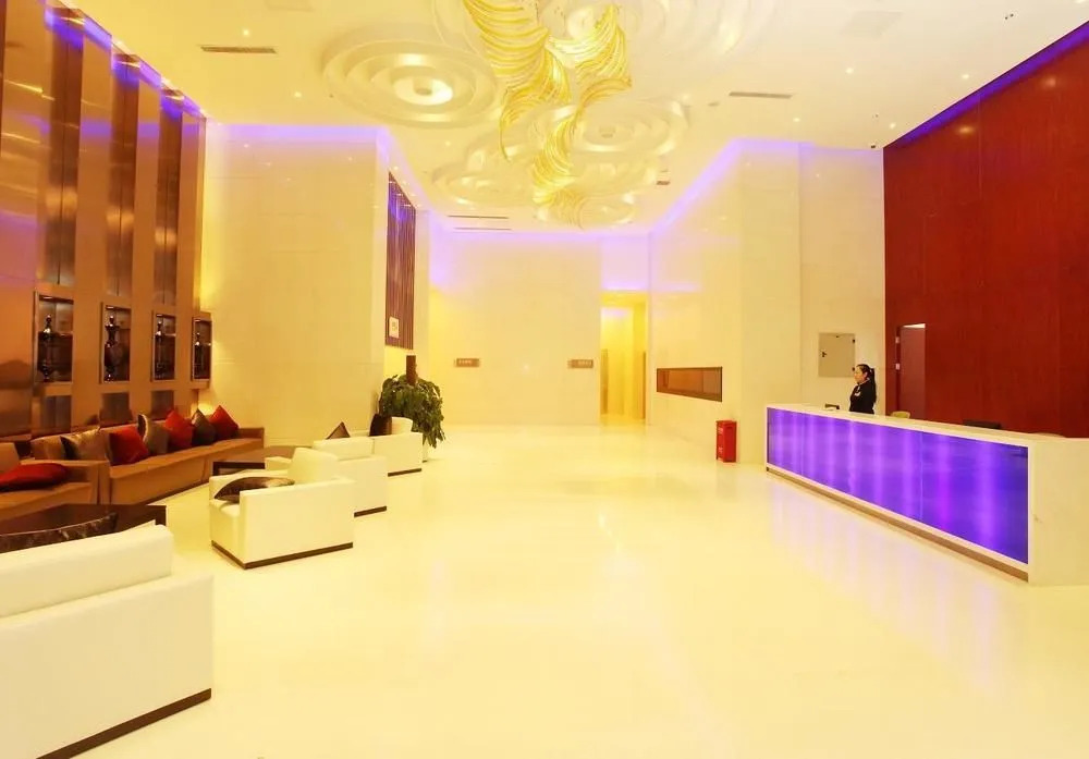Gold Collar Hotel
