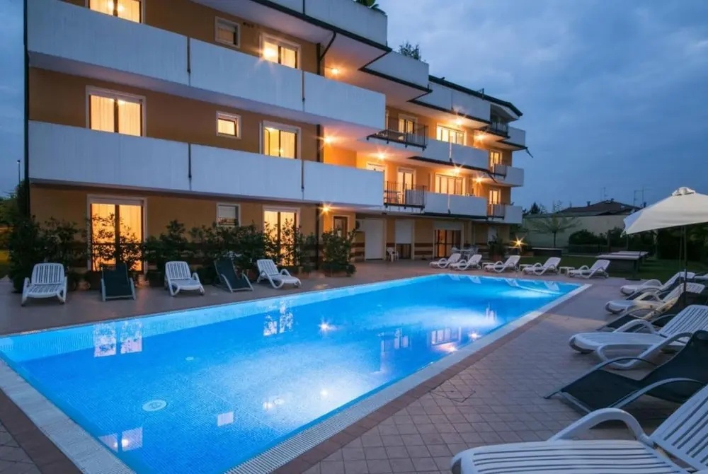 Peschiera - Pool & Garden