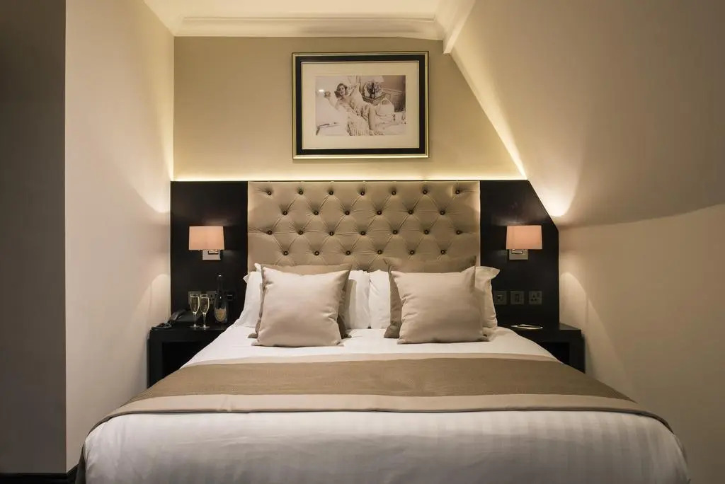 The Vermont ApartHotel