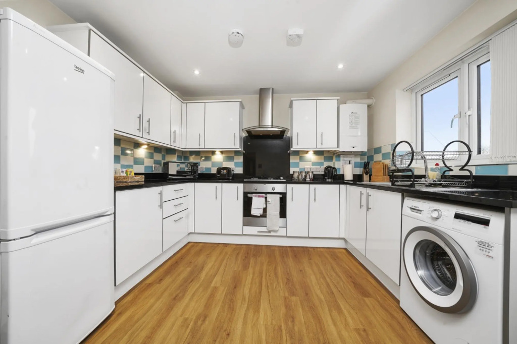 London Heathrow Living Serviced Apartments - Apt 6