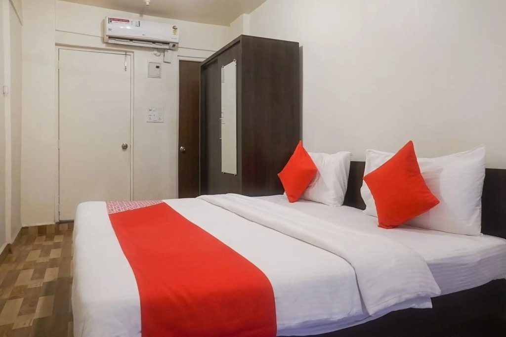 Super Hotel O River View Near Shaniwar Wada