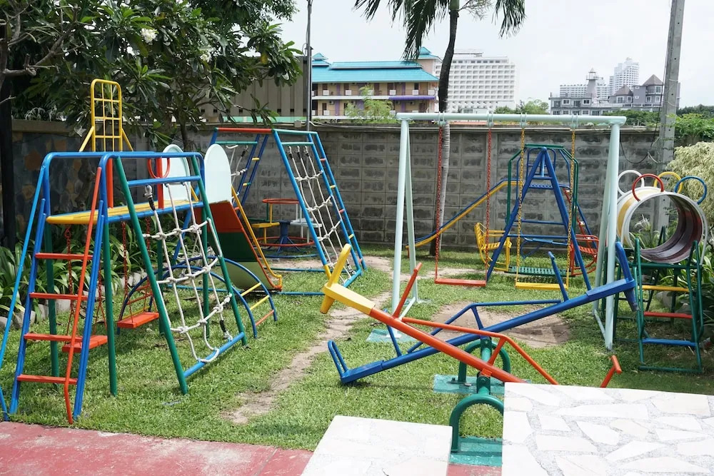 Jomtien Beach Condominium Rimhad A