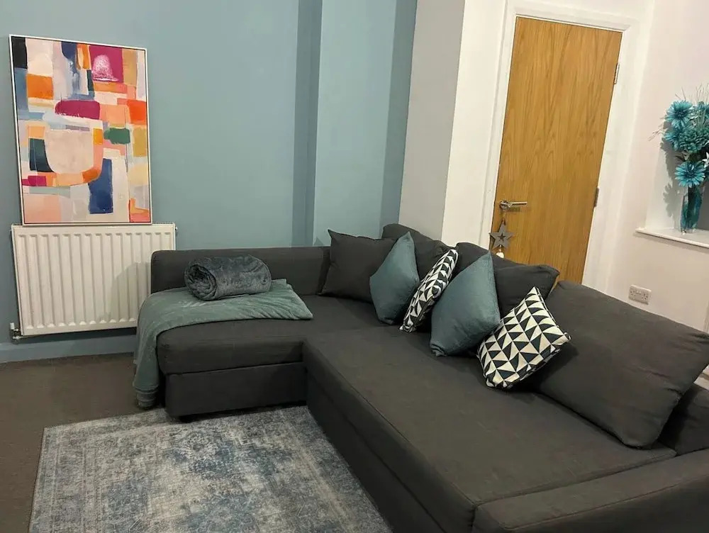 Modern Central Edwardian Apartment 4pp Private Ent
