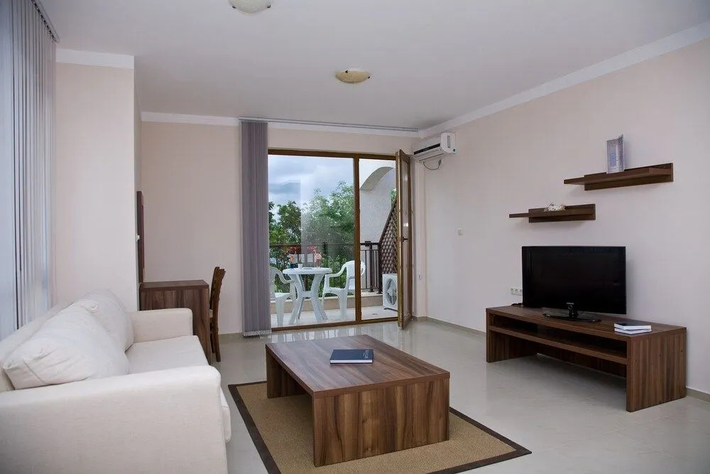PARADISE Bay Hotel