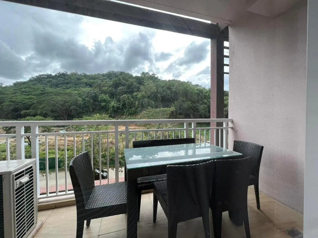 Miranda 609B by Raquel's Place at Pico de Loro