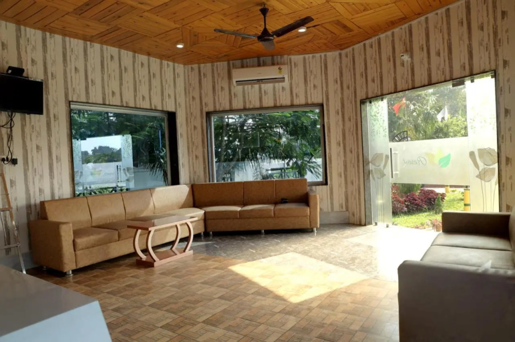 Resort Trimurti