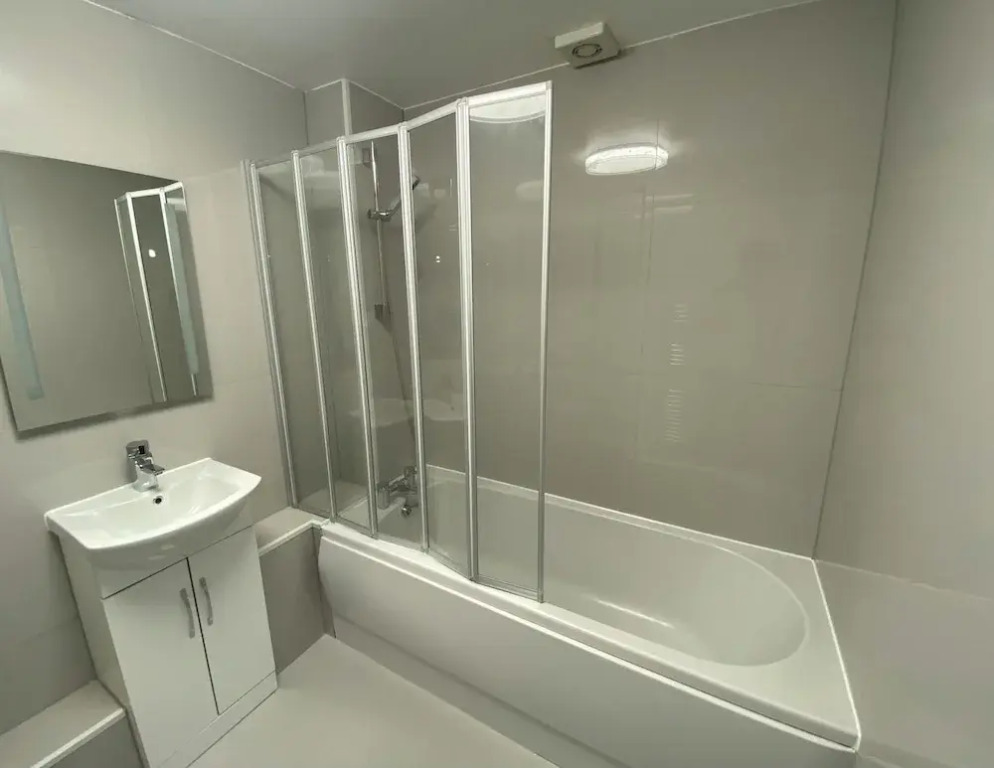 London Bliss Retreat - Superb 3-bed House
