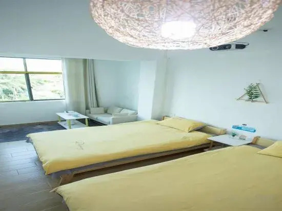 SurfersGarden Guesthouse in RiyueBay
