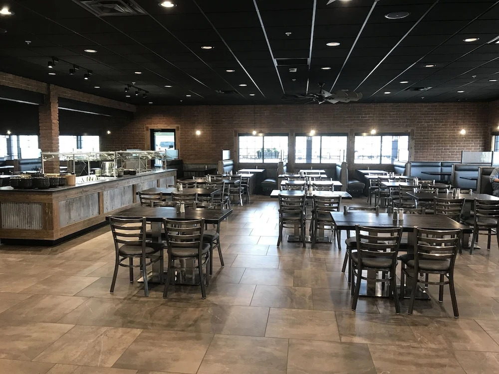 Blue Grass Inn & Suites