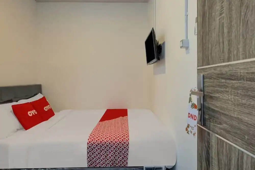 Capital O 3198 Sukomanunggal Inn