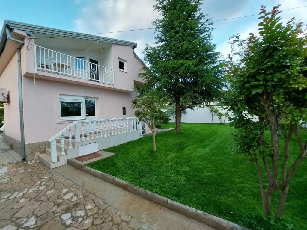 Guest House Cvijeća