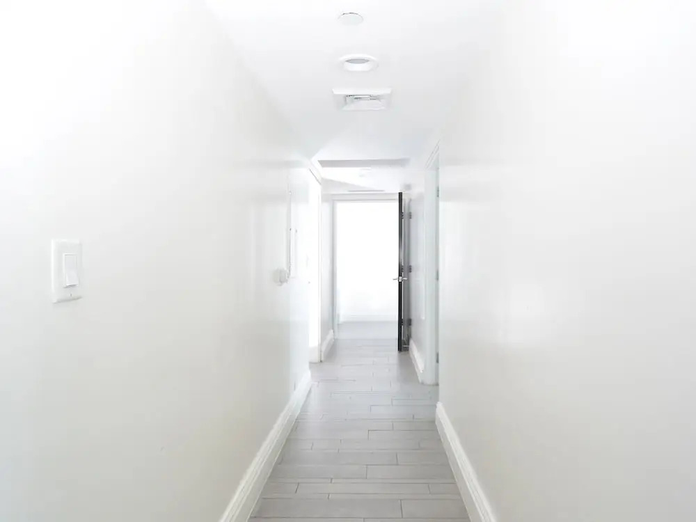 Miami World Rental - Mondrian 1026