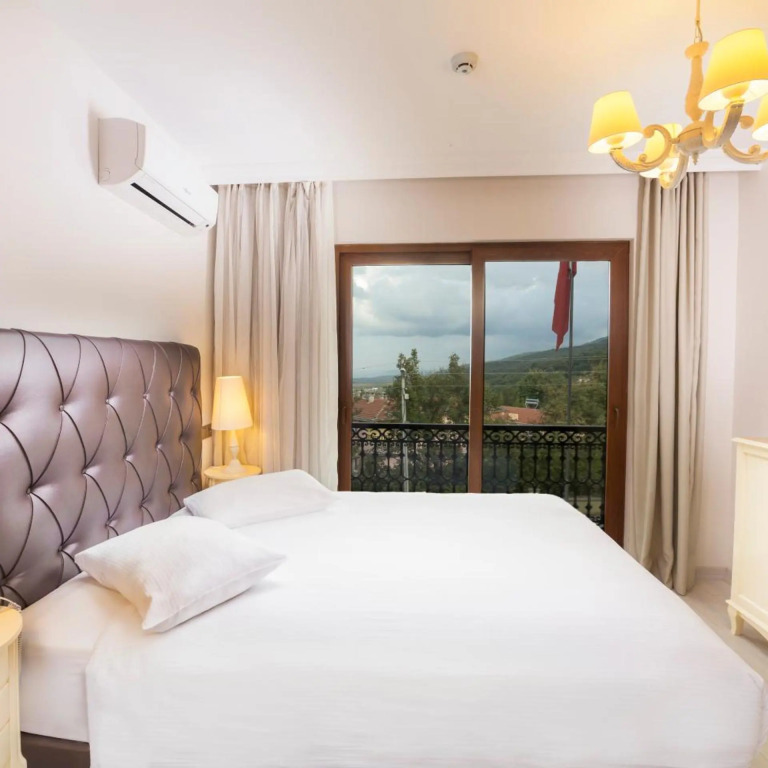 Motali Life Hotel