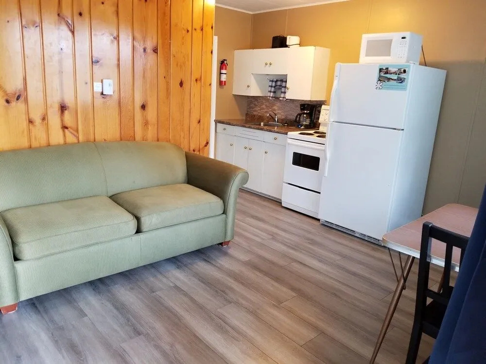 Lakeview Motel