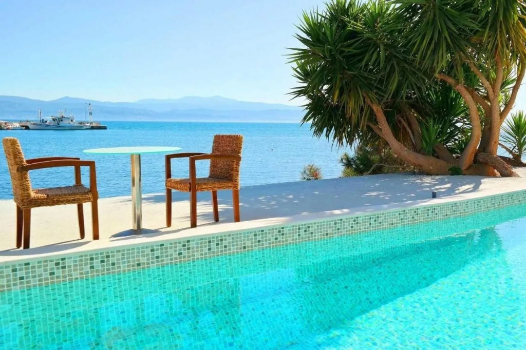 Porto Evia Boutique Hotel