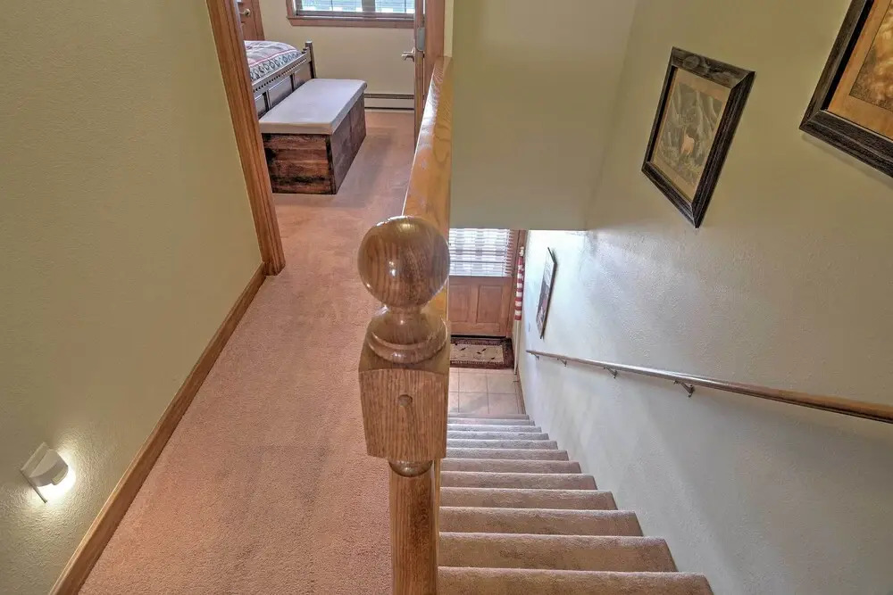 Red River Home w/ 2 Balconies - 1 Block to Main St