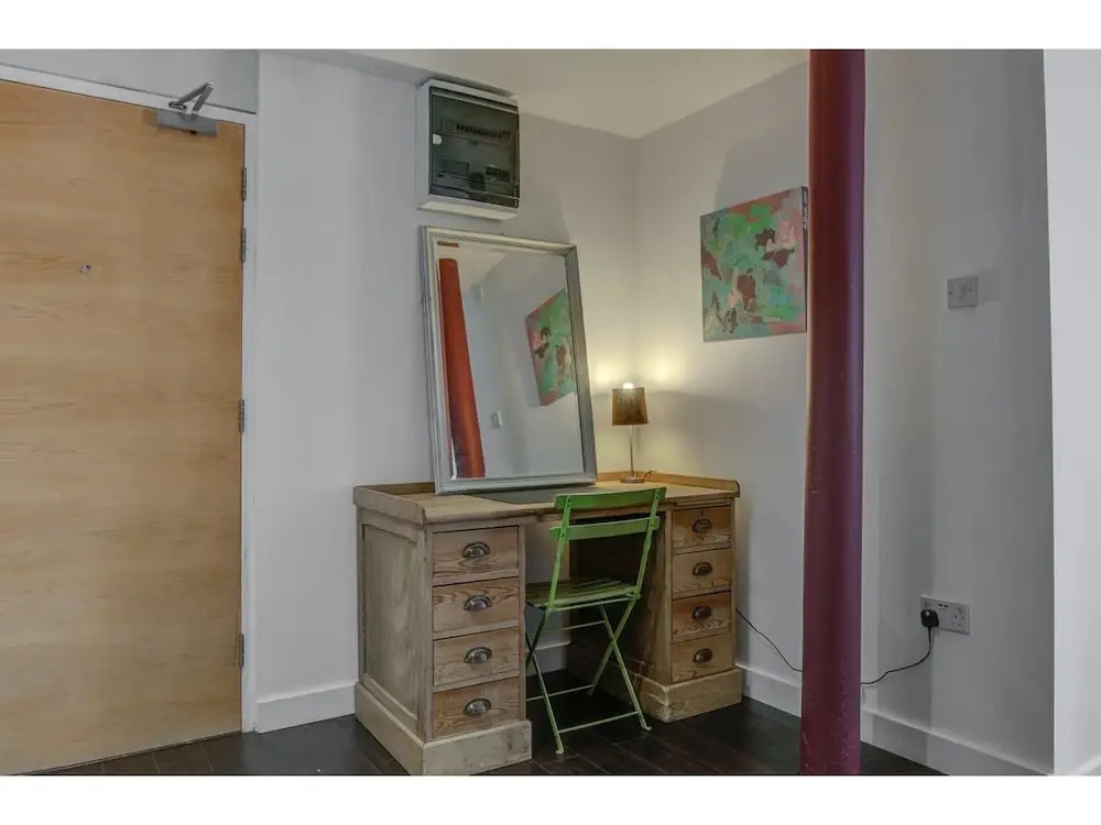 Greater Manchester Warehouse Apartment for up to 4