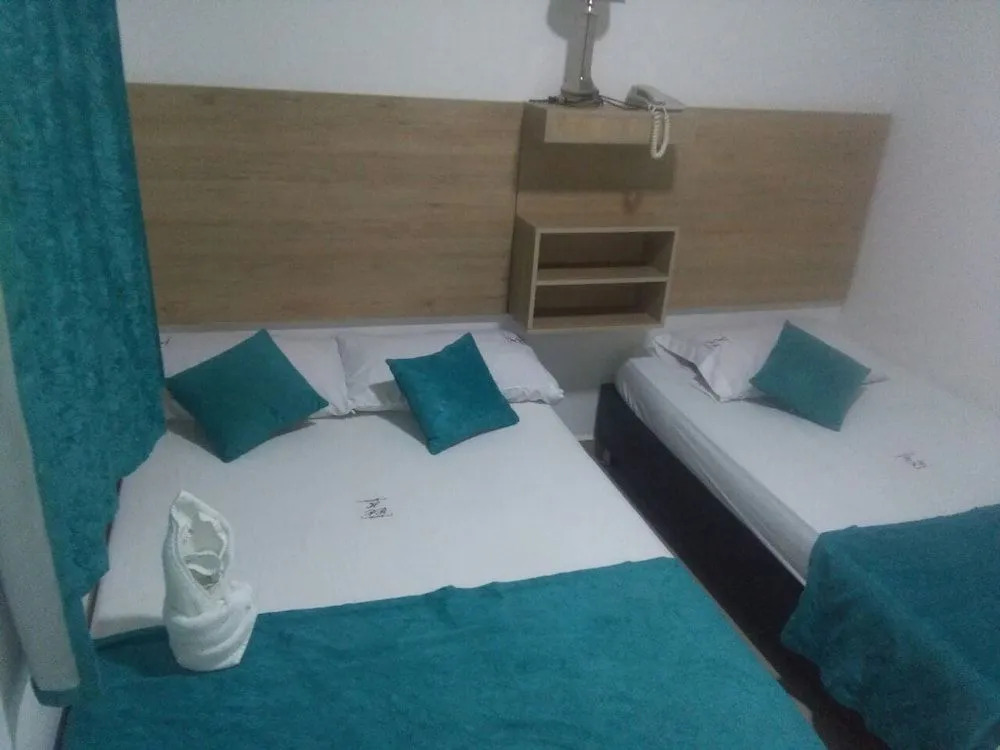 Hotel Piscina Real