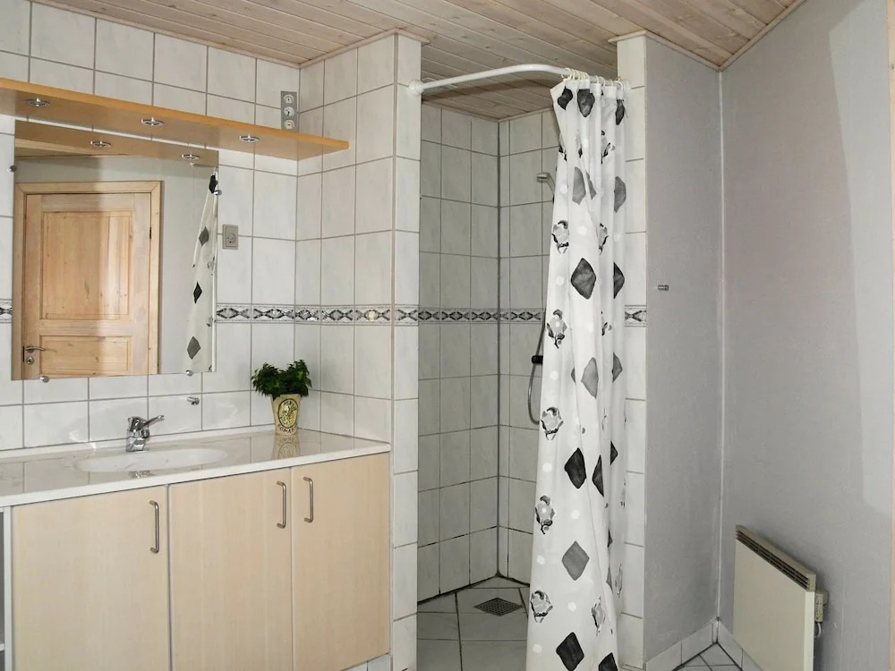Spacious Holiday Home in Hemmet With Private Whirlpool