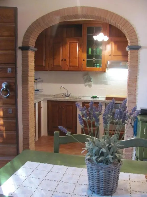 COLLEALCEPPO - RESIDENZA LE SORBE - Piscina panoramica 13 km dal mare