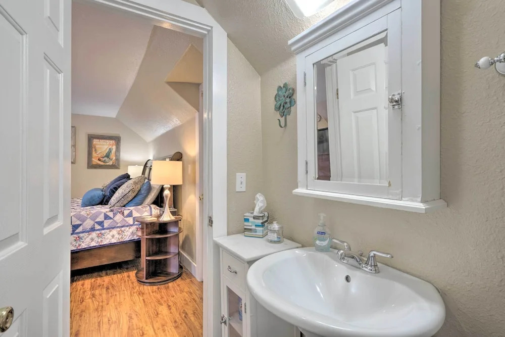 Creekside Home w/ Patio, Walk to Manitou Incline!
