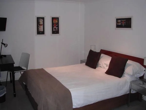Basingstoke Lodge