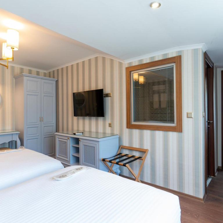 Motali Life Hotel