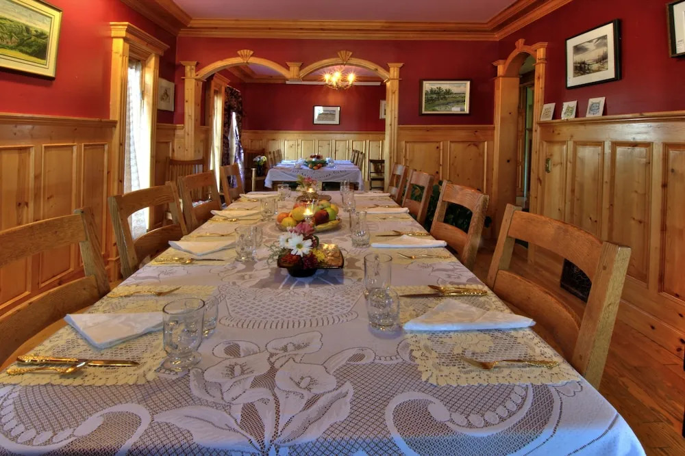 Heartwood Inn