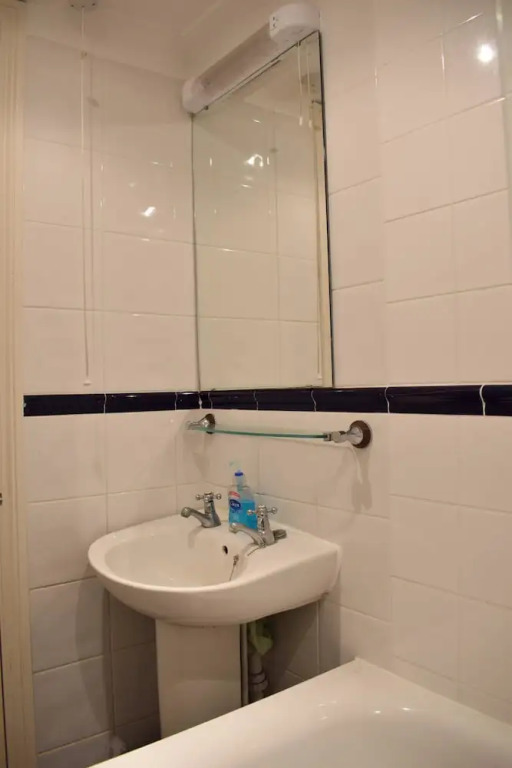 1 Bedroom Flat In Brixton