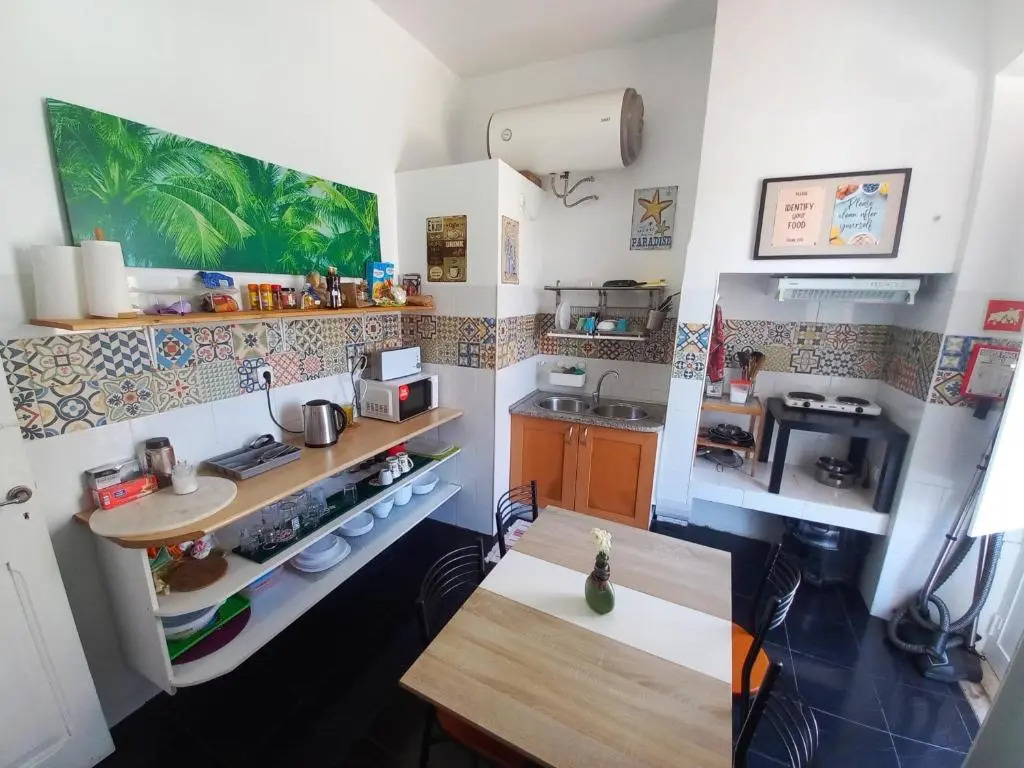 Meraki Hostel