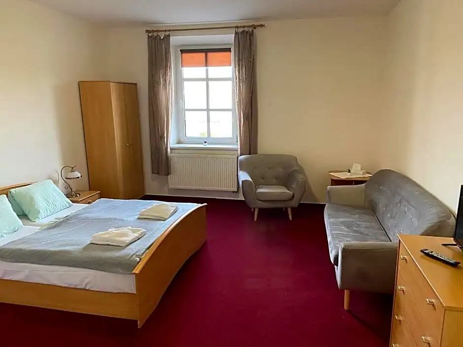Hotel Zámeček Raspenava