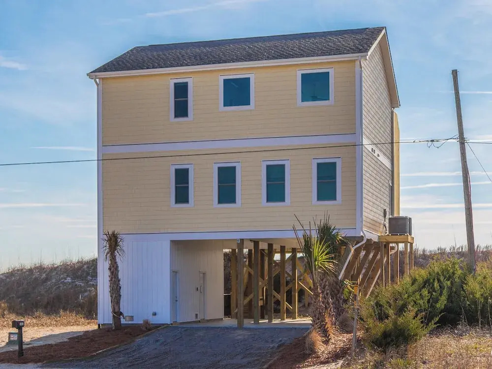 Sunshine Daydreams by Topsail Realty